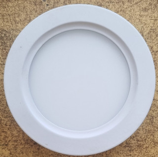 چراغ روکار ۹وات ال ای دی مهتابی